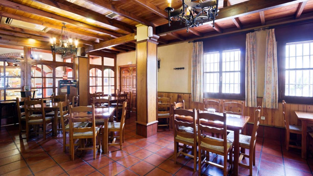 Labella - Hostal Rural Restaurante La Calahorra Exteriér fotografie
