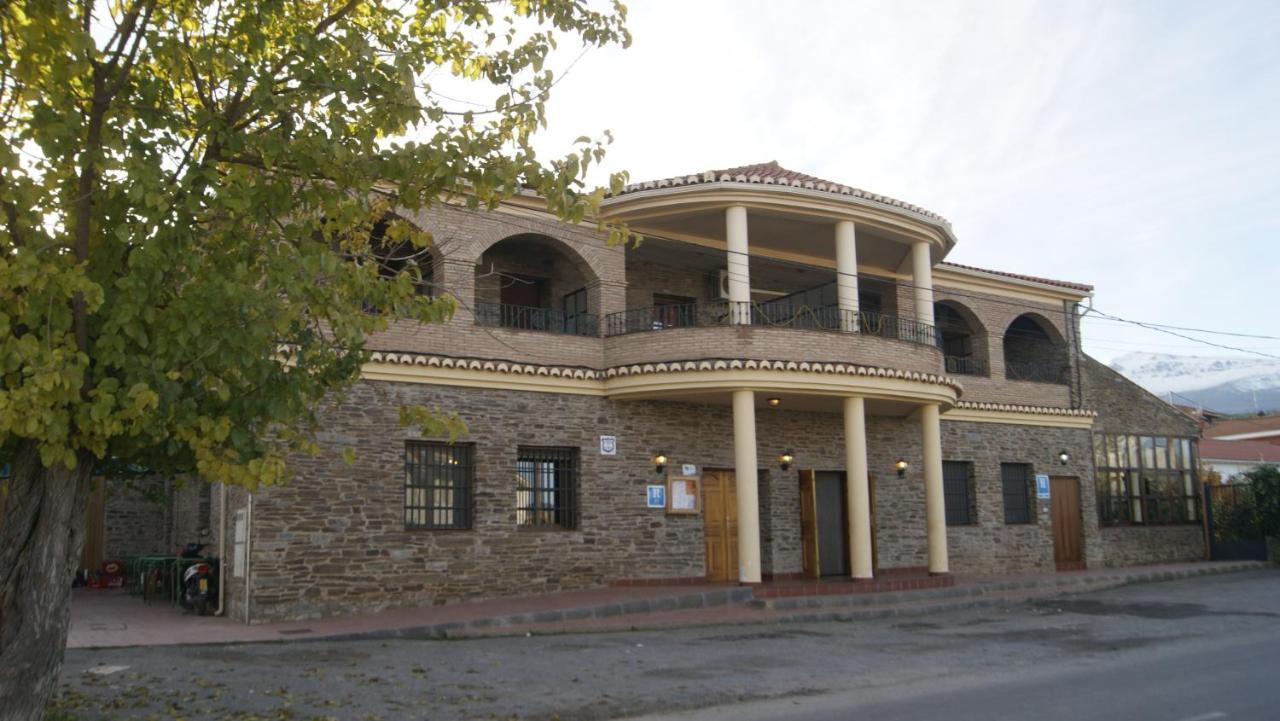 Labella - Hostal Rural Restaurante La Calahorra Exteriér fotografie