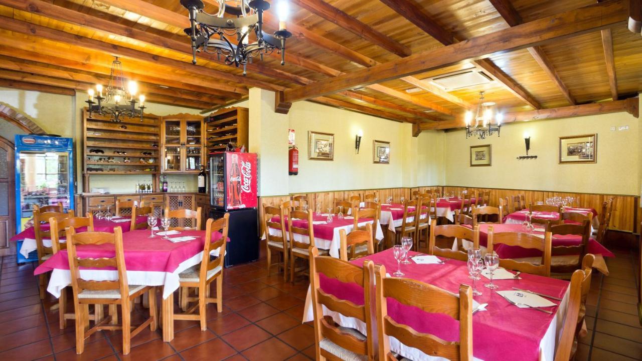 Labella - Hostal Rural Restaurante La Calahorra Exteriér fotografie