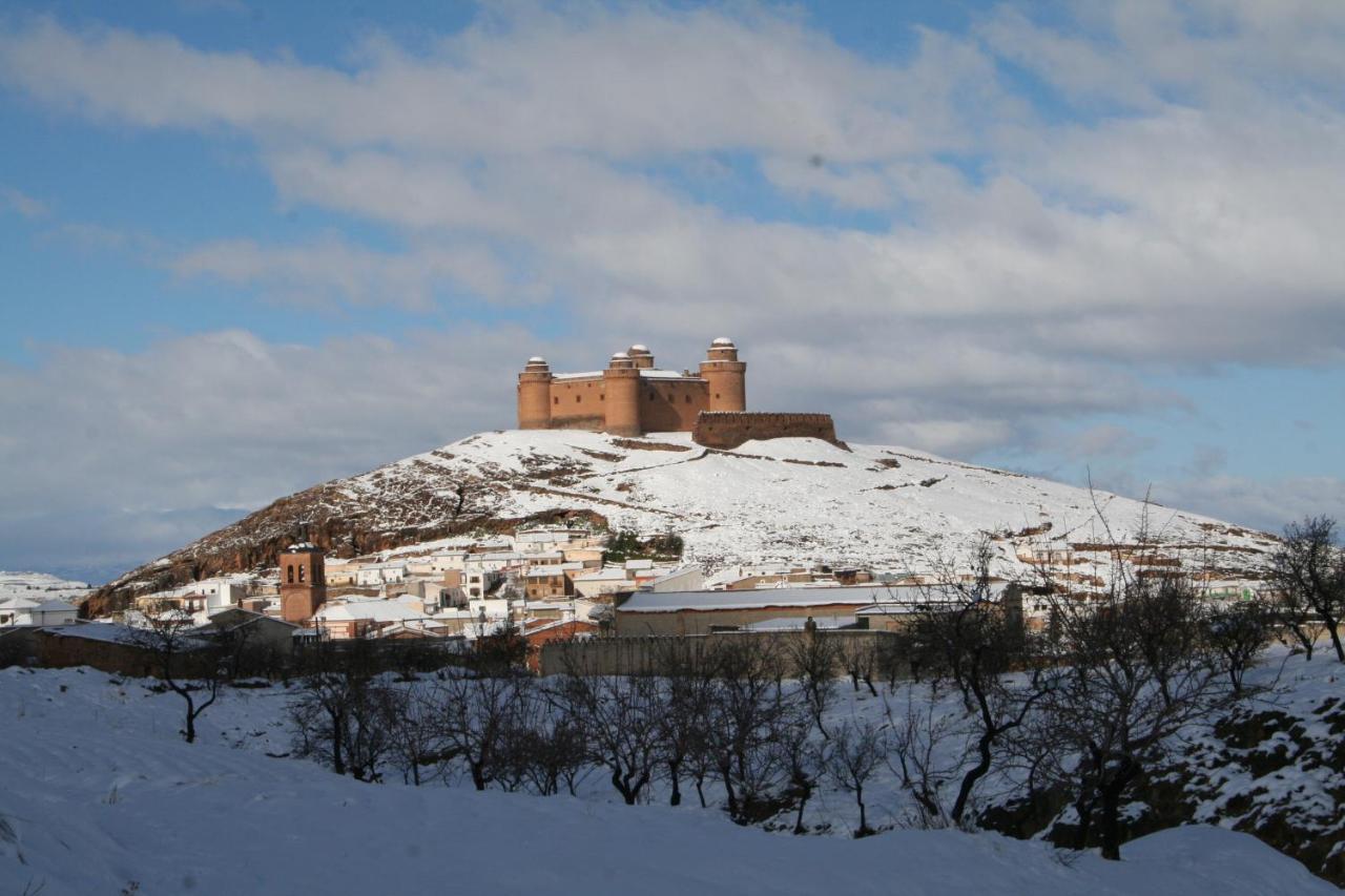 Labella - Hostal Rural Restaurante La Calahorra Exteriér fotografie