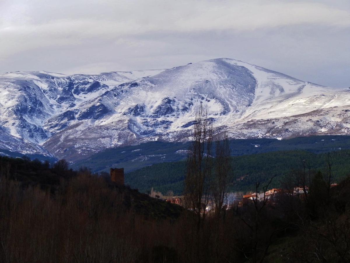 Labella - Hostal Rural Restaurante La Calahorra Exteriér fotografie